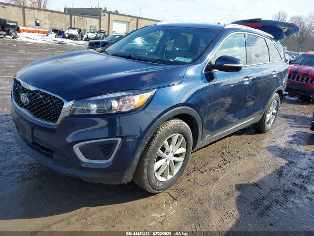 Продаж на аукціоні авто 2018 Kia Sorento 2.4l Lx, vin: 5XYPGDA37JG410655, номер лоту: 44450433