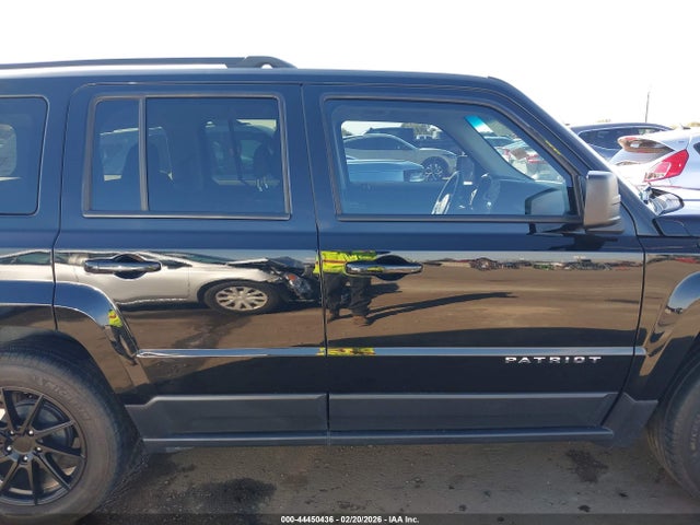1C4NJPBB6GD800184 Jeep Patriot Sport