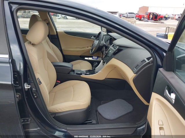 2011 Hyundai Sonata Gls მანქანა იყიდება აუქციონზე, vin: 5NPEB4AC2BH177767, აუქციონის ნომერი: 44450448