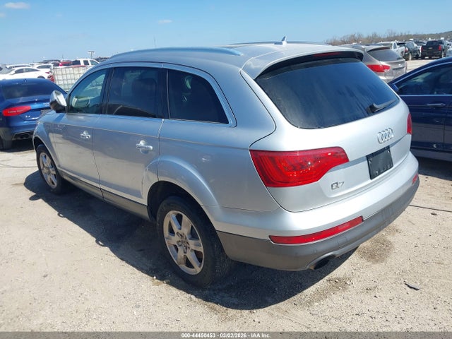 2011 AUDI Q7 WA1LGBFE2BD005004 Photo 2