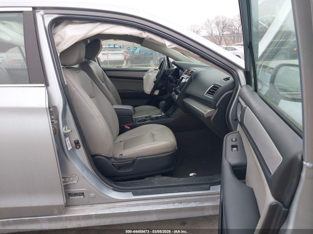 2015 Subaru Legacy 2.5i Premium მანქანა იყიდება აუქციონზე, vin: 4S3BNBC64F3071988, აუქციონის ნომერი: 44450473