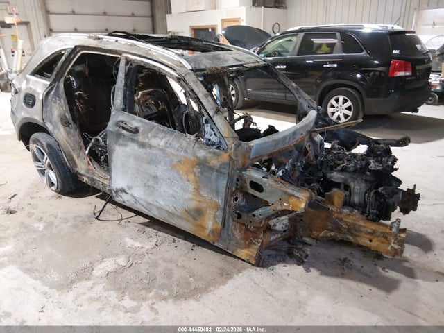 2020 MERCEDES-BENZ GLC 300 W1N0G8EB3LF769784