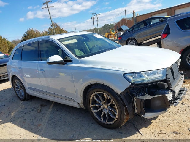 Продаж на аукціоні авто 2018 Audi Q7 3.0t Premium, vin: WA1LAAF75JD019426, номер лоту: 44450585