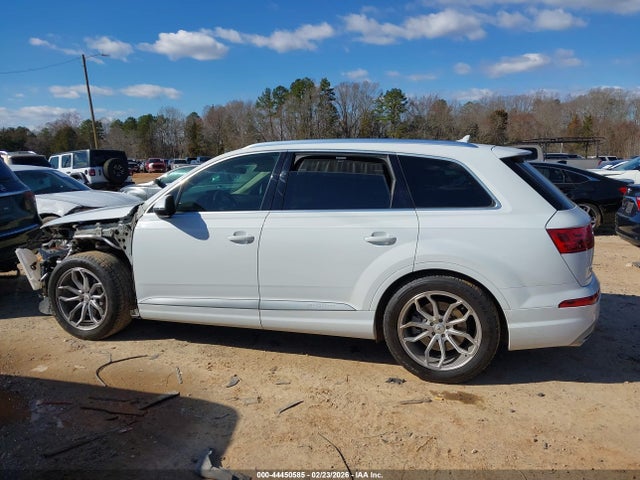 Продаж на аукціоні авто 2018 Audi Q7 3.0t Premium, vin: WA1LAAF75JD019426, номер лоту: 44450585