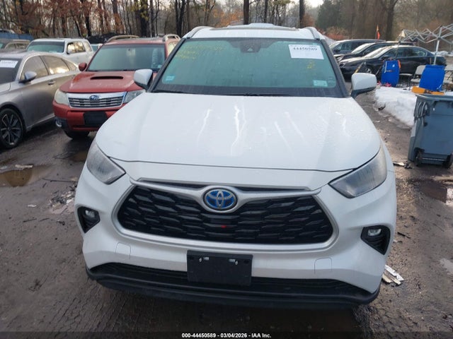 5TDGBRCH2NS555339 Toyota Highlander Hybrid Xle