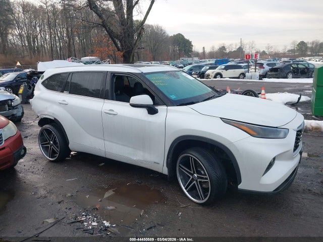 5TDGBRCH2NS555339 Toyota Highlander Hybrid Xle