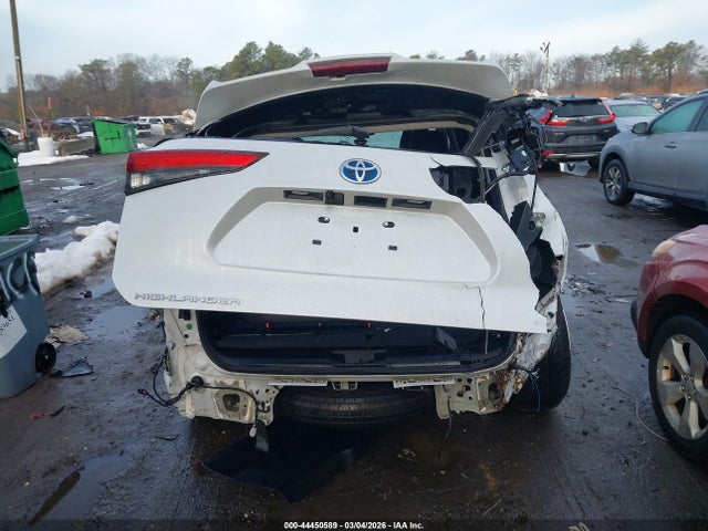 5TDGBRCH2NS555339 Toyota Highlander Hybrid Xle