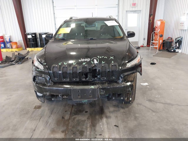 Продажа на аукционе авто 2016 Jeep Cherokee Latitude, vin: 1C4PJMCS0GW103930, номер лота: 44450604