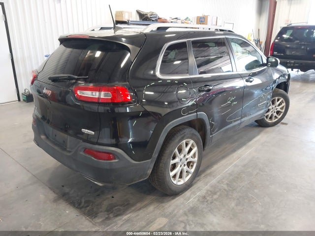 Продажа на аукционе авто 2016 Jeep Cherokee Latitude, vin: 1C4PJMCS0GW103930, номер лота: 44450604