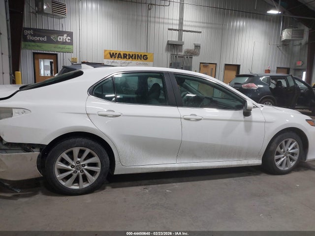 4T1C11BKXPU103990 Toyota CAMRY LE