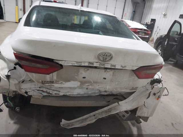 4T1C11BKXPU103990 Toyota CAMRY LE