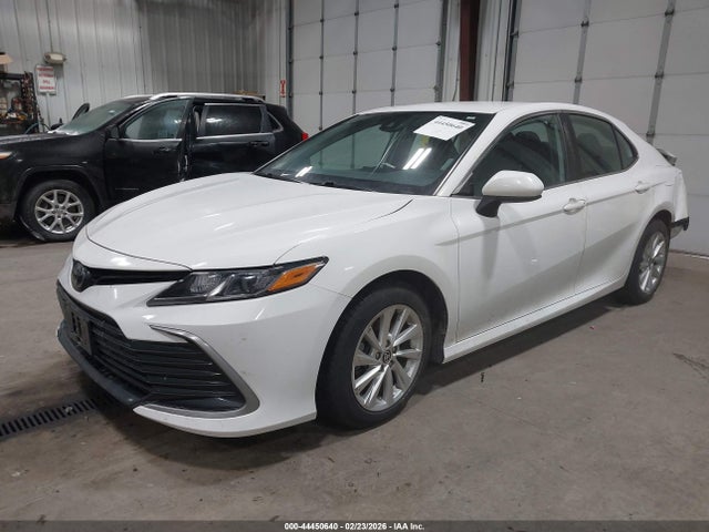4T1C11BKXPU103990 Toyota CAMRY LE