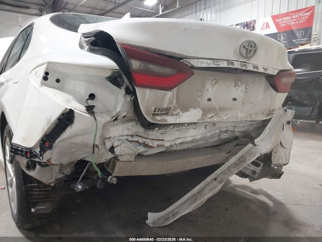 4T1C11BKXPU103990 Toyota CAMRY LE