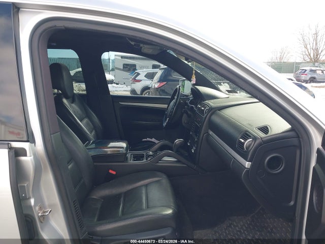 2010 PORSCHE CAYENNE WP1AA2AP3ALA08486 Photo 4