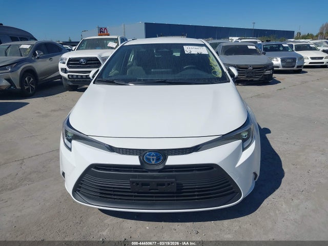 Toyota Corolla Hybrid Le 2025 JTDBCMFE2S3094359 Image 17