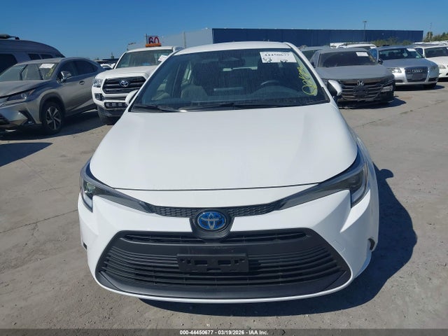 Toyota Corolla Hybrid Le 2025 JTDBCMFE2S3094359 Image 6