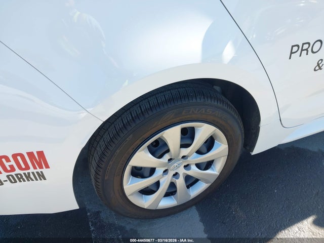 Toyota Corolla Hybrid Le 2025 JTDBCMFE2S3094359 Image 13