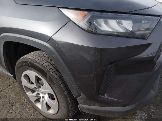 2T3H1RFV8NW215992 Toyota RAV4 LE