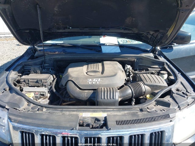 Продажа на аукционе авто 2012 Jeep Grand Cherokee Laredo, vin: 1C4RJFAG1CC246206, номер лота: 44450693