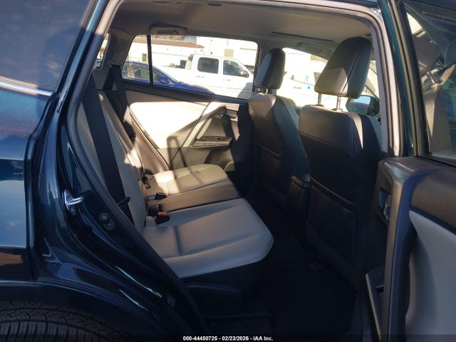 Продажа на аукционе авто 2017 Toyota Rav4 Platinum, vin: 2T3DFREV6HW664674, номер лота: 44450725