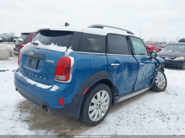 2018 MINI COUNTRYMAN WMZYT5C38J3E69286 Photo 3