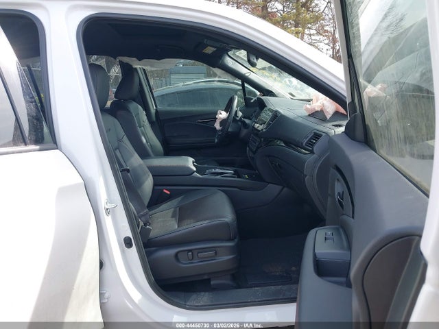 Продаж на аукціоні авто 2024 Honda Passport Awd Black, vin: 5FNYF8H89RB000376, номер лоту: 44450730