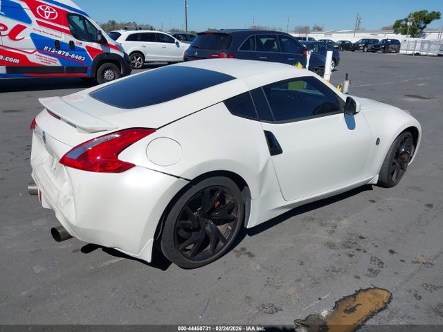 2016 NISSAN 370Z JN1AZ4EH8GM937104 Photo 3