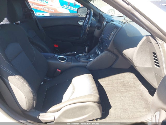 2016 NISSAN 370Z JN1AZ4EH8GM937104 Photo 4