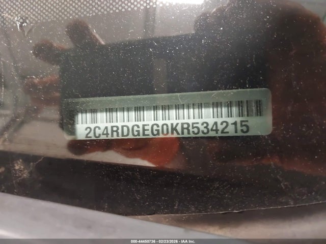 2C4RDGEG0KR534215 Dodge Grand Caravan Gt