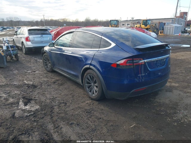 2018 Tesla Model X 100d/75d/p100d მანქანა იყიდება აუქციონზე, vin: 5YJXCBE23JF091778, აუქციონის ნომერი: 44450776