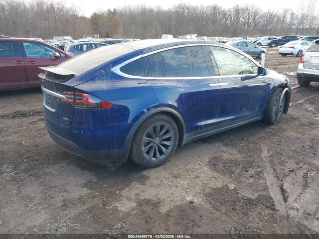 2018 Tesla Model X 100d/75d/p100d მანქანა იყიდება აუქციონზე, vin: 5YJXCBE23JF091778, აუქციონის ნომერი: 44450776