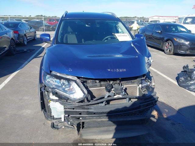 Продажа на аукционе авто 2020 Nissan Rogue Sv Fwd, vin: KNMAT2MT5LP504650, номер лота: 44450808