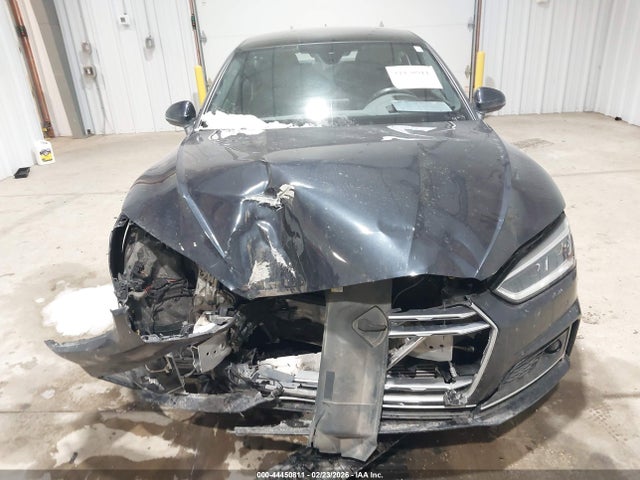 2018 Audi A5 2.0t Premium მანქანა იყიდება აუქციონზე, vin: WAUFNCF5XJA092050, აუქციონის ნომერი: 44450811