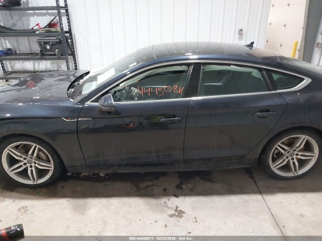 2018 Audi A5 2.0t Premium მანქანა იყიდება აუქციონზე, vin: WAUFNCF5XJA092050, აუქციონის ნომერი: 44450811