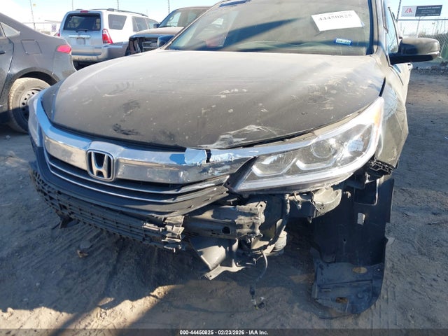 1HGCR2F86HA139049 Honda Accord Ex-l