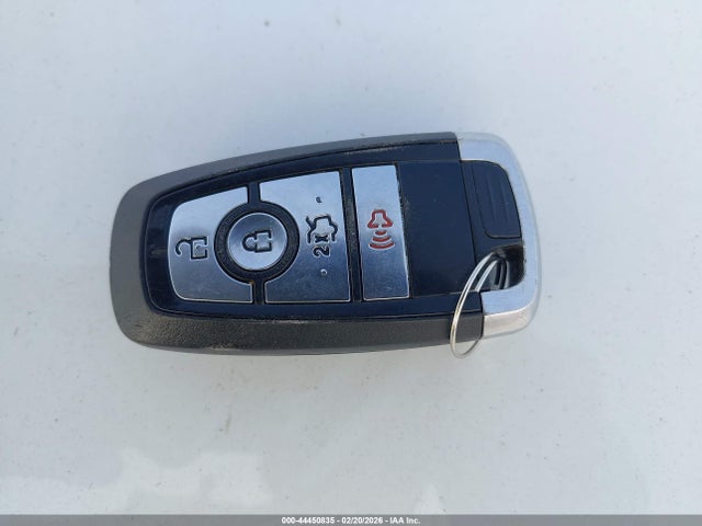 3FA6P0HD1KR183723 Ford FUSION SE