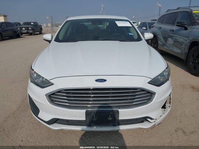 3FA6P0HD1KR183723 Ford FUSION SE