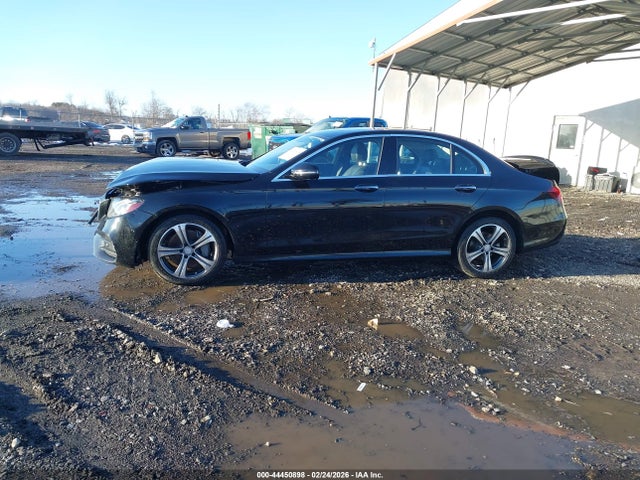 Продаж на аукціоні авто 2017 Mercedes-benz E 300 4matic, vin: WDDZF4KB9HA135677, номер лоту: 44450898