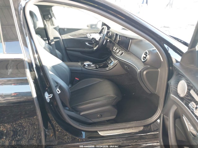 Продаж на аукціоні авто 2017 Mercedes-benz E 300 4matic, vin: WDDZF4KB9HA135677, номер лоту: 44450898