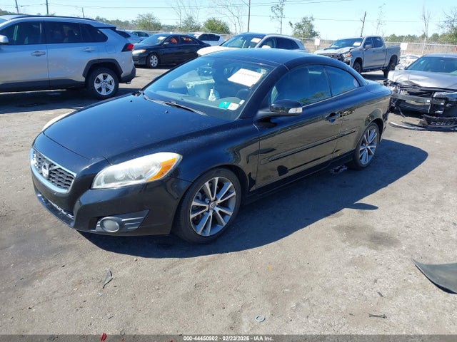 2011 VOLVO C70 YV1672MC4BJ107372 Photo 1