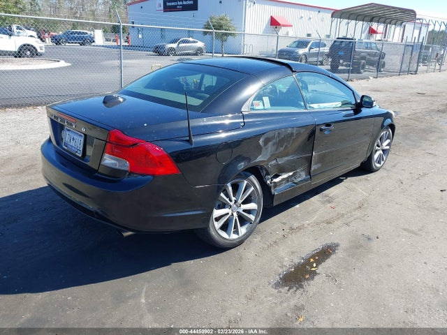 2011 VOLVO C70 YV1672MC4BJ107372 Photo 3