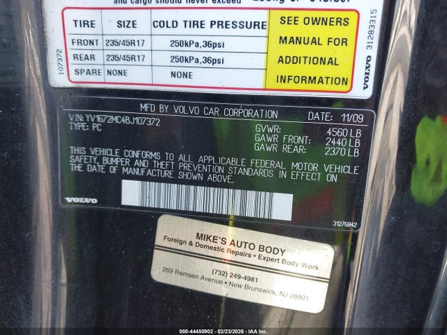 2011 VOLVO C70 YV1672MC4BJ107372 Photo 8