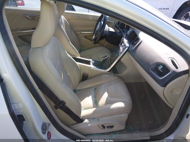 2015 VOLVO V60 YV140MEC9F1197355 Photo 4