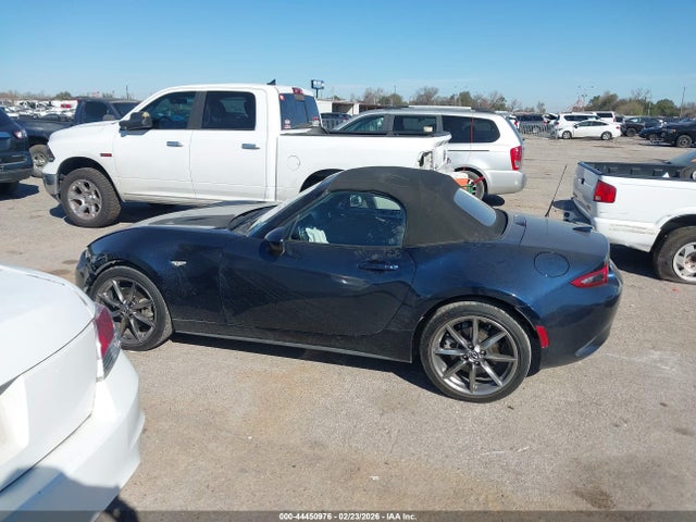 Продажа на аукционе авто 2021 Mazda Mx-5 Miata Grand Touring, vin: JM1NDAD72M0458376, номер лота: 44450976