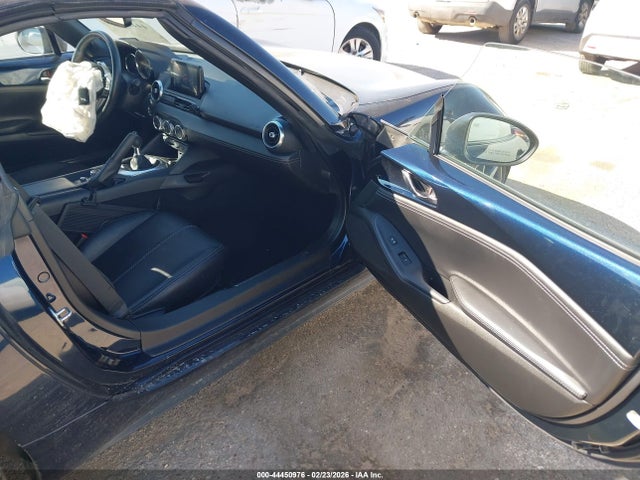 Продажа на аукционе авто 2021 Mazda Mx-5 Miata Grand Touring, vin: JM1NDAD72M0458376, номер лота: 44450976