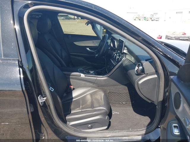 Продаж на аукціоні авто 2018 Mercedes-benz C 300 4matic, vin: 55SWF4KB1JU282617, номер лоту: 44450989