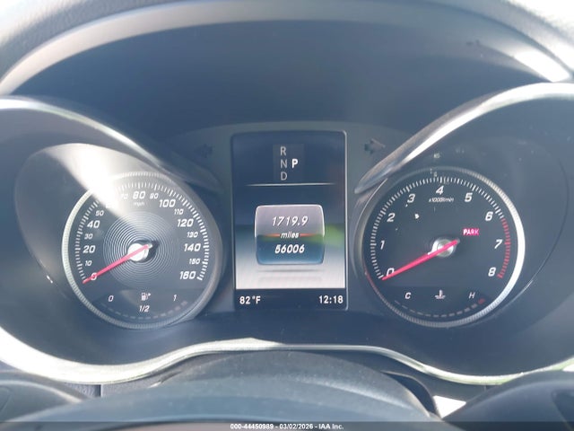 Продаж на аукціоні авто 2018 Mercedes-benz C 300 4matic, vin: 55SWF4KB1JU282617, номер лоту: 44450989