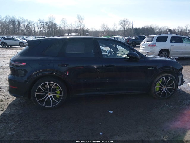WP1AH2AYXMDA38121 Porsche Cayenne E-hybrid Turbo S