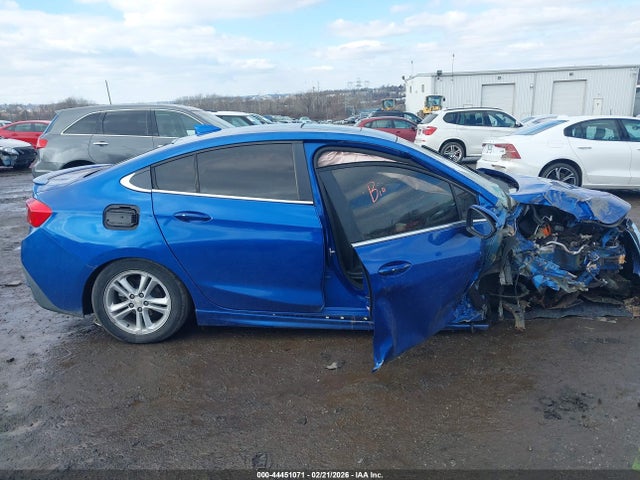 1G1BE5SM0G7231143 Chevrolet Cruze Lt Auto