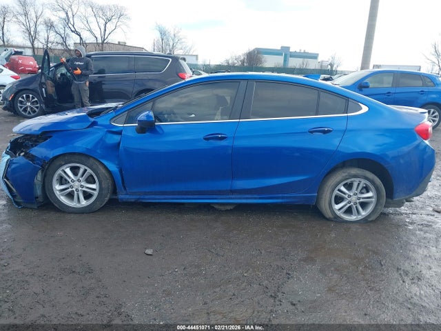 1G1BE5SM0G7231143 Chevrolet Cruze Lt Auto